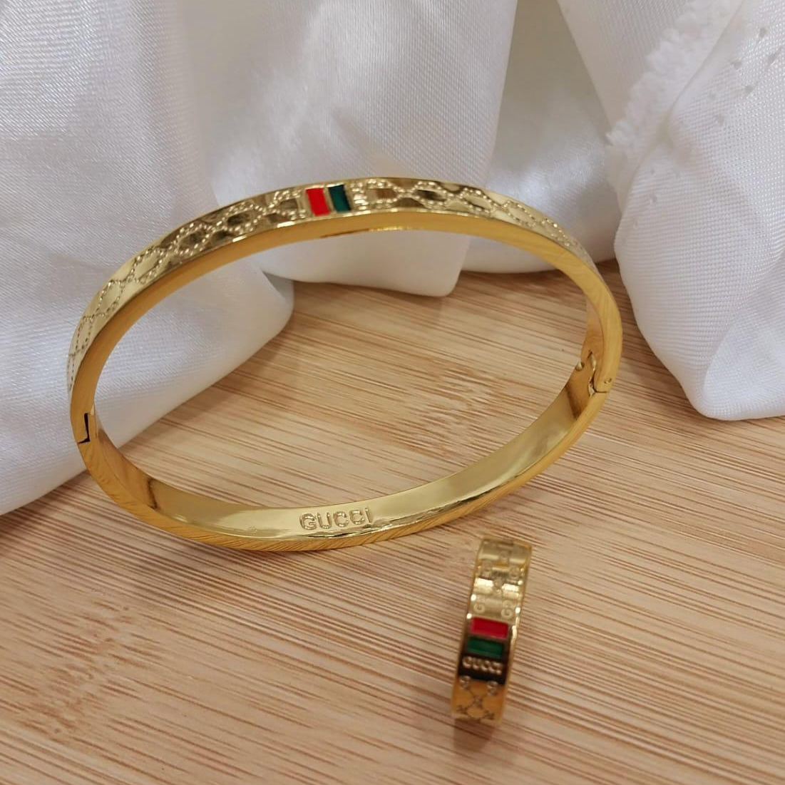 f352e0cea22fea73cc132f86be127001 Gold Plated Stainless Steel Bangles And A Matching Ring Providing Elegant Design Everyday Fashion Support