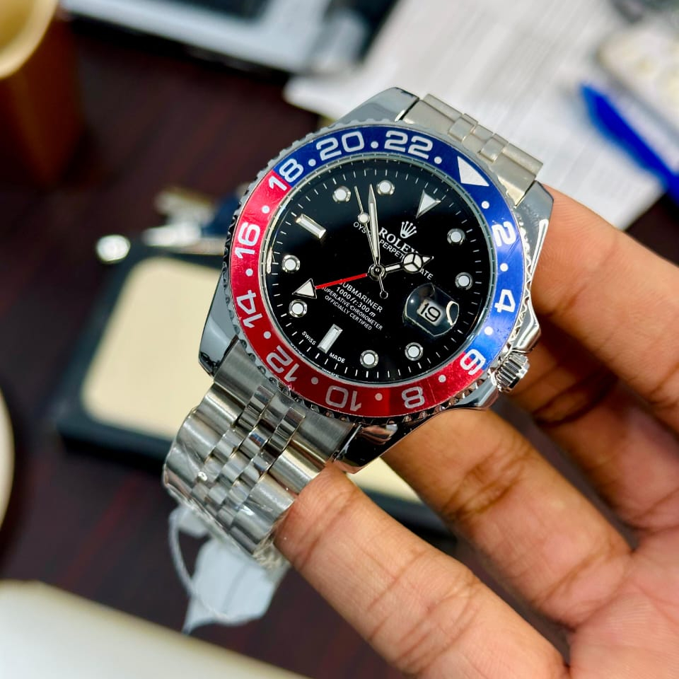 f700c128cc28903c6b449f73ab94017a Rolex Watch Elegant Design Luxury Timepiece With Stylish Appearance And Reliable Performance For Everyday Wear - Image 2