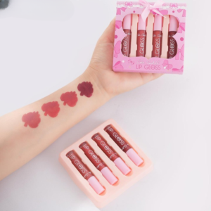 4-Piece Color Castle Bow Lip Gloss Set – Cute Bow Design, Vibrant Shades, Smooth & Glossy Finish