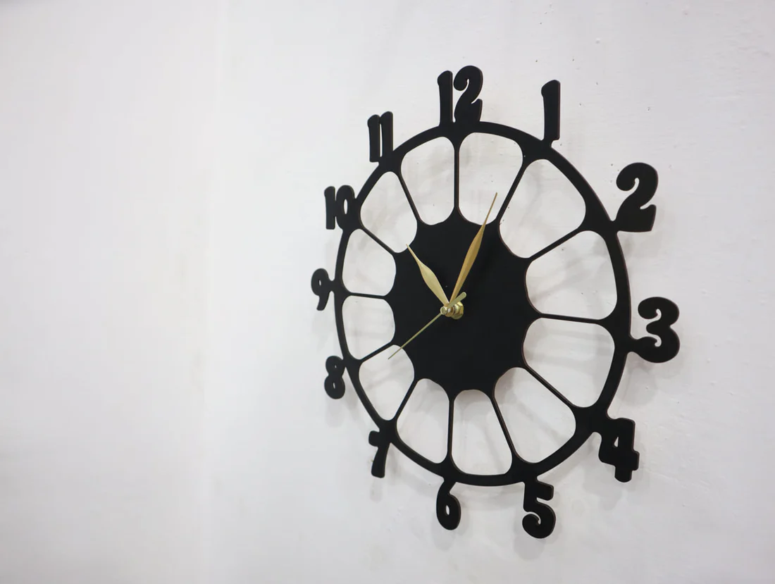 Retro Design 3D Wooden wall clock for Living Room Retro Decor Wall Clock
