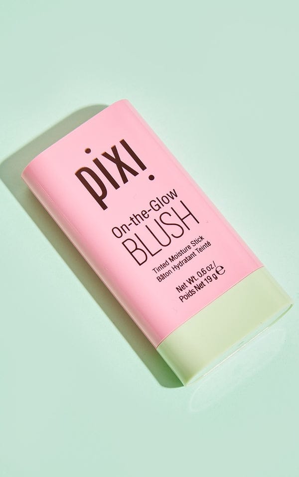 PIXI Blush Stick – Long-Lasting Creamy Blush for Cheeks, Compact On-the-Go Design, Available in Juicy Coral, Fluer Pink