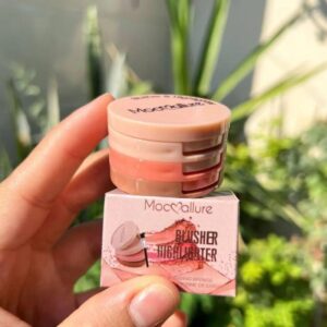 Mocallure 3 in 1 blusher highlighter kit Package Includes: 1 x Blusher Highlighter Kit Product Feature: Glowy, 2 in 1 (R