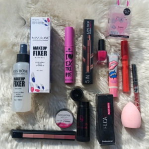 Ultimate Makeup Deal Pack of 10 โ Complete Beauty Essentials in One Kit!