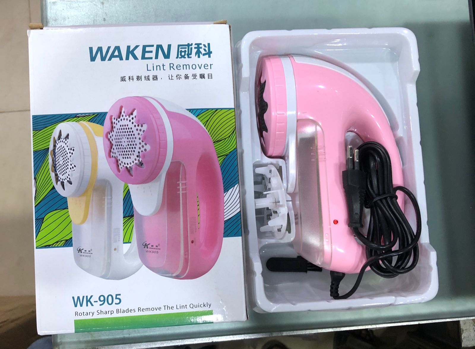 Waken WK-905 Portable Lint Remover Rechargeable With Extra Blade USB Portable Clothes Shaver for Fluff Pilling Fabric Sh