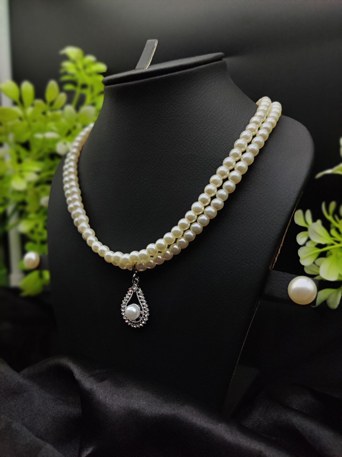Imported Exquisite Pearl Necklace Set with Radiant Pendant & Earrings   | Best Quality Necklace For Girls & Wome
