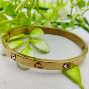 Adjustable Cartier Heart Charm Bracelet – Imported Luxury Bracelet | Best Quality Artificial Bracelet For Girls & Wo