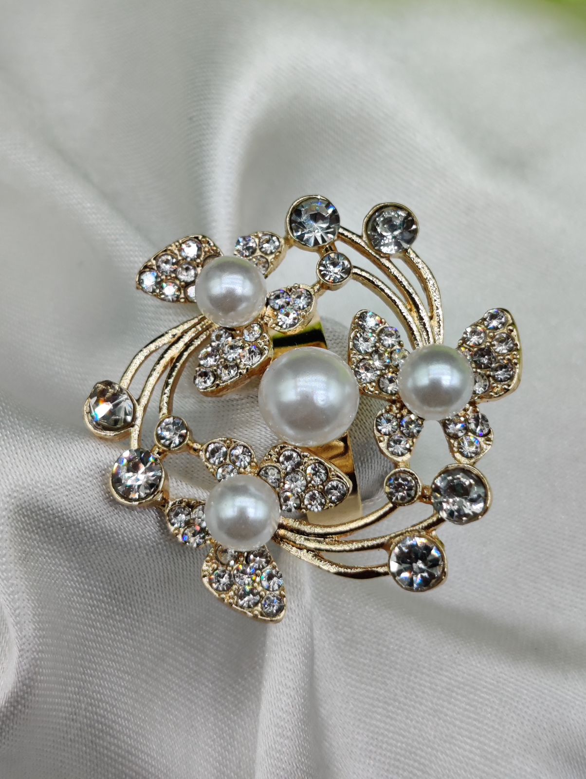 1 Piece Imported Exquisite Floral Pearl Ring – A Symphony of Elegance and Sparkle   | Luxurious Design Ring | Adjustable