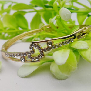 Imported Adjustable Heart-Link Crystal Bracelet – Elegant Sparkle Redefined | Best Quality Artificial Bracelet For Girls
