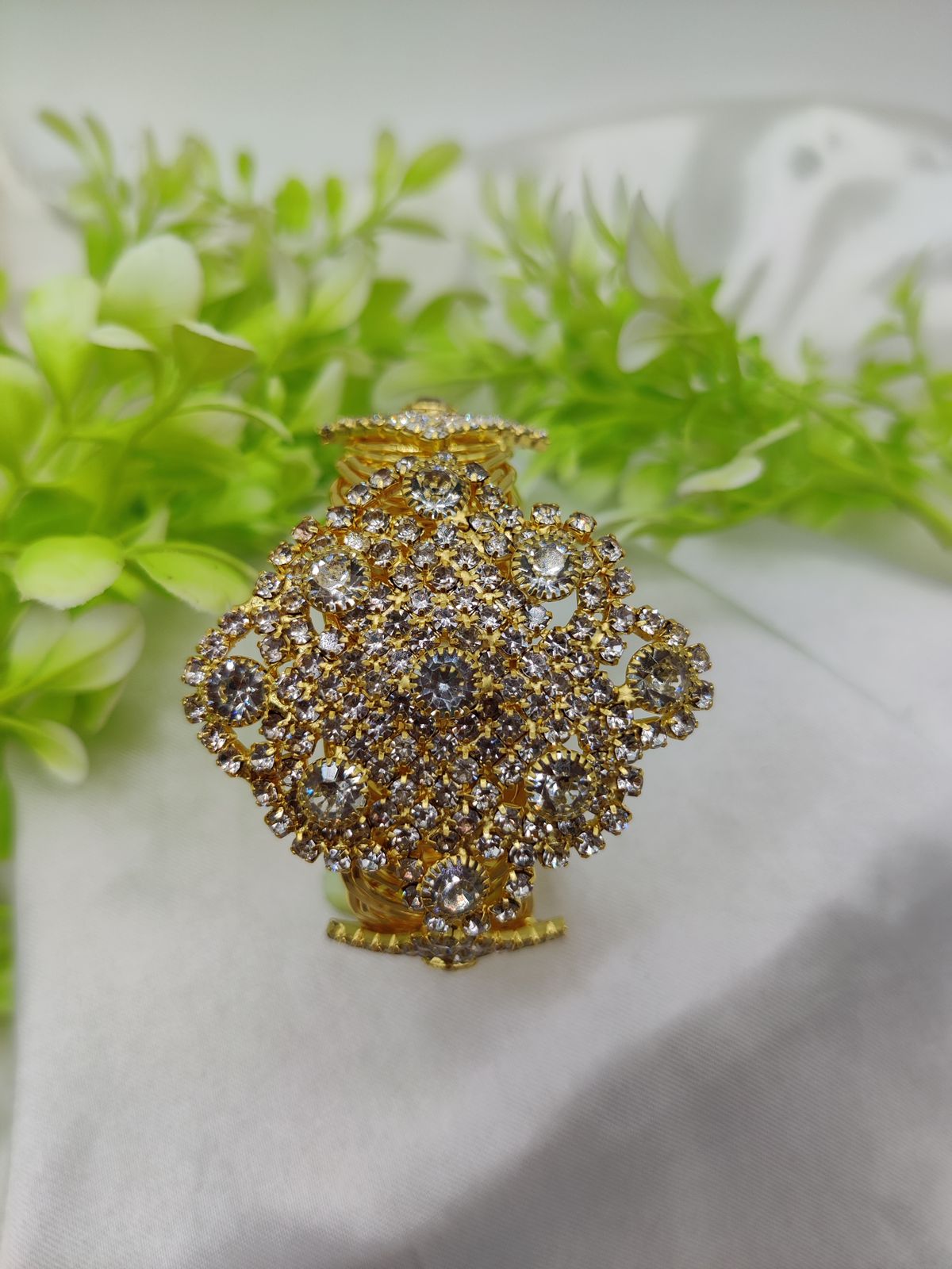 Imported Elegant Crystal Studded Bracelet | Regal Crystal Bracelet | Adjustable Bracelet – Best Quality Artificial Brace