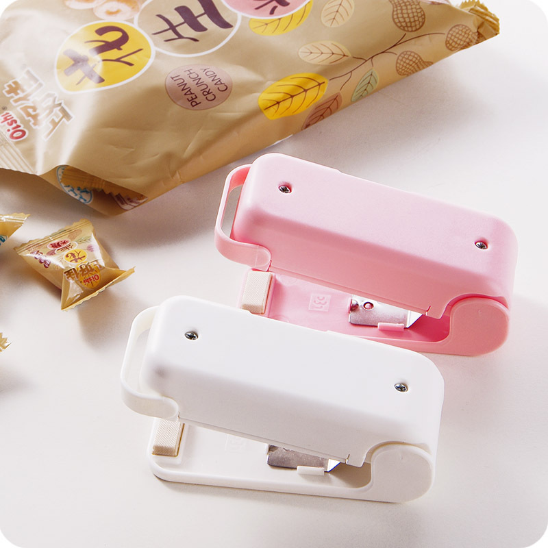 Portable Mini Sealer Home Heat Bag Plastic Food Snacks Bag Sealing Machine Food Packaging Kitchen Storage Bag Clips (Ran