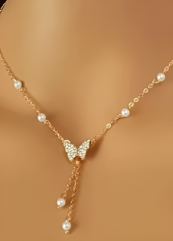 Gold Butterfly Pearl Choker Necklace for Women Girls Butterfly Pendent Necklace Pearl Tassels Necklace Jewelry Gifts