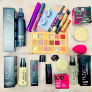 14-in-1 Huda Beauty Makeup Bundle perfect for all your beauty