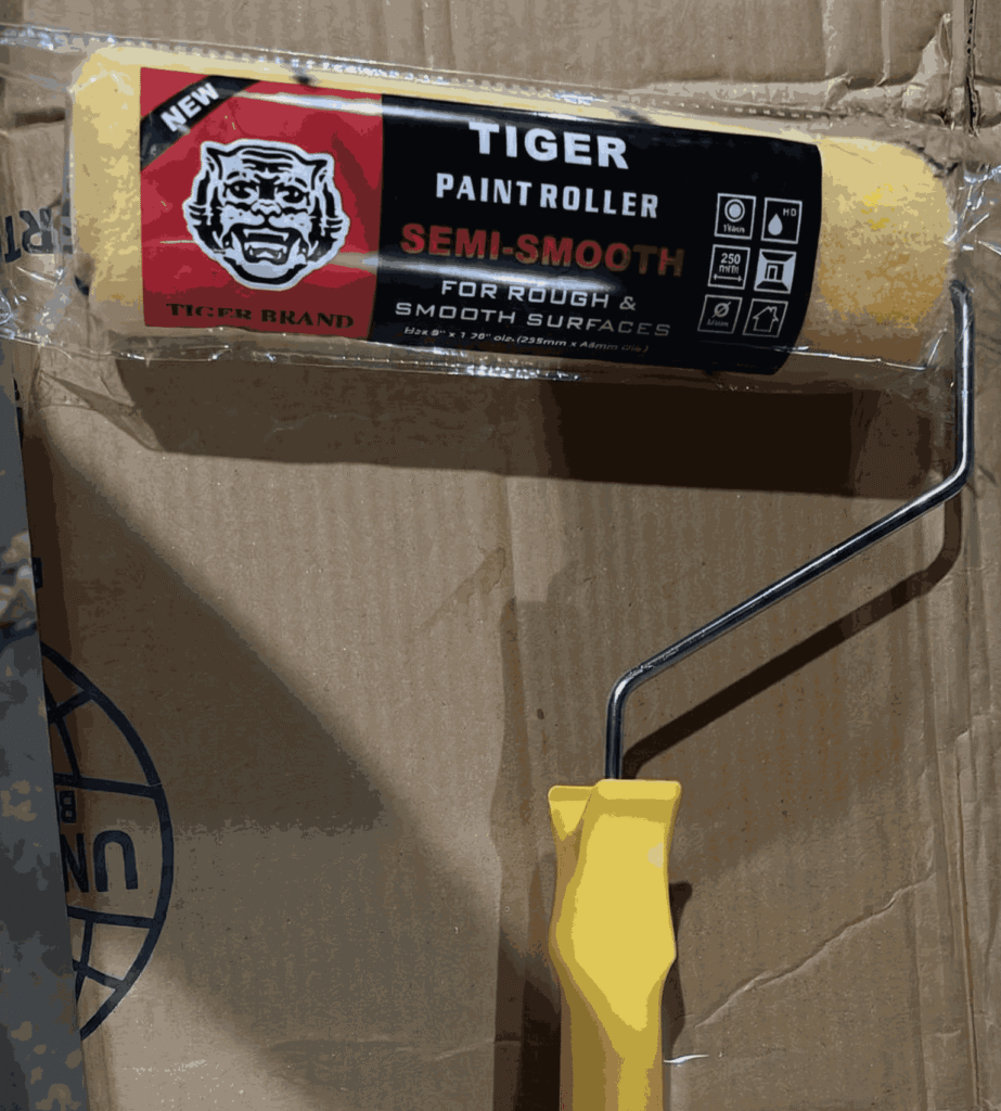 Tiger Professional Paint Roller – 9-Inch Semi-Smooth Roller with Handle – Heavy-Duty Wall Painting Tool for Rough & Smooth Surfaces – DIY & Contractor Grade